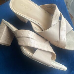 Ann Taylor Beige Croc-Embossed Mules